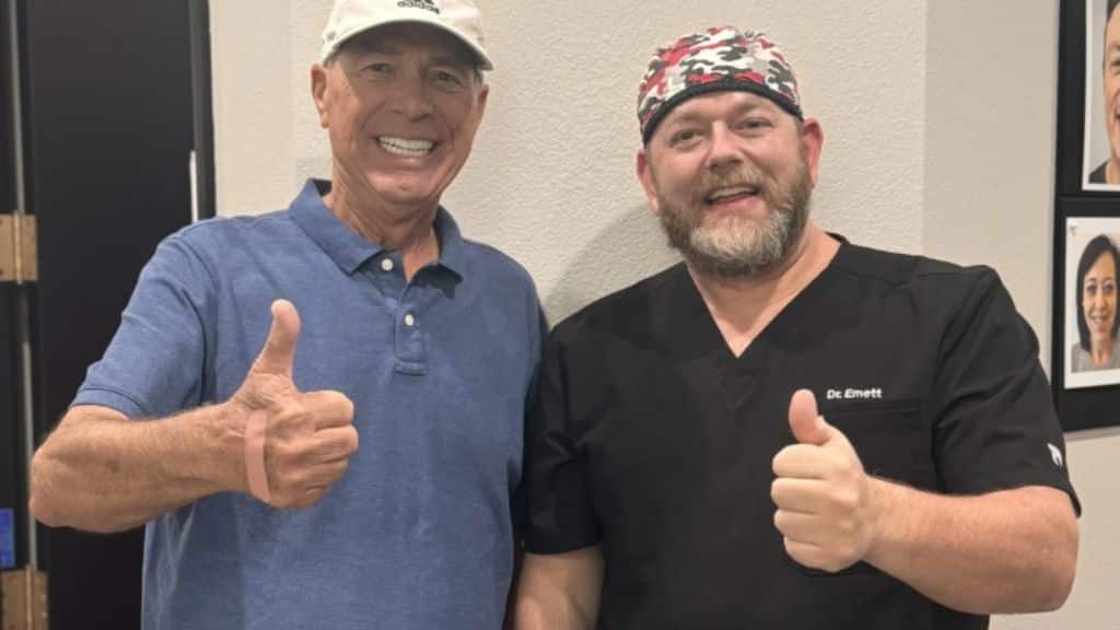 3 on 6™ dental implants Feel Natural